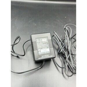 Mighty Bright AC-DC Adapter Model MBA-700 5V DC DC 300